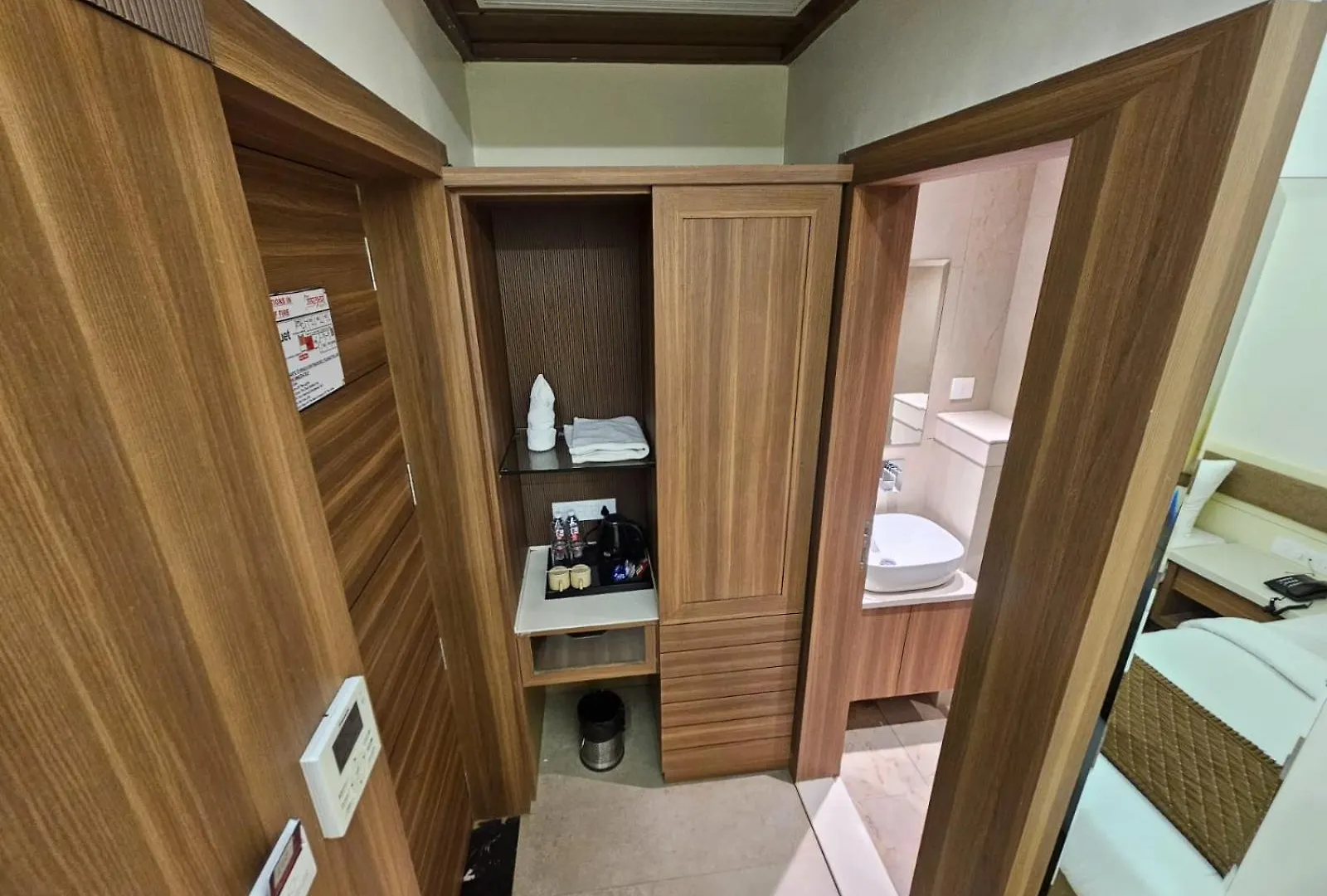 Shree Shivay Namastubhyam Hotel فاراناسي