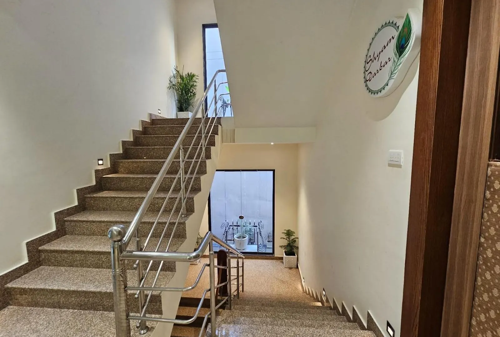 Shree Shivay Namastubhyam Hotel فاراناسي